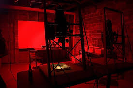 This image has an empty alt attribute; its file name is darkroom.jpg